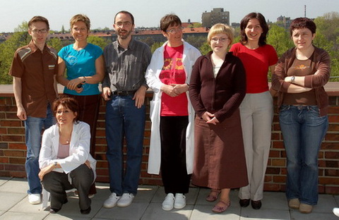 Zespół w roku 2006; od lewej: Jakub Hanus, Magdalena Kalinowska-Herok, Lucyna Ponge, Piotr Widłak, Joanna Łanuszewska, Katarzyna Szołtysek, Izabela Kołodziejczyk, Monika Pietrowska